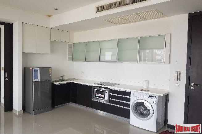 The Loft Yenakart | Large Two Bedroom with City Views in Sathorn, Bangkok-6