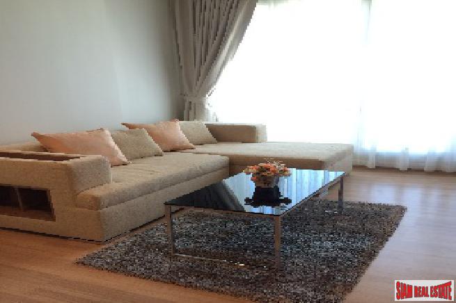 Rhythm Sathorn | Views of the River from the 15th Floor One Bedroom Apartment for Rent-9
