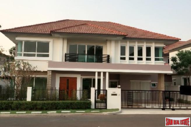Bangkok Boulevard Rama 9-Srinakarin | Modern and Large Two Storey Near Airport and Schools in Saphan Sung-0