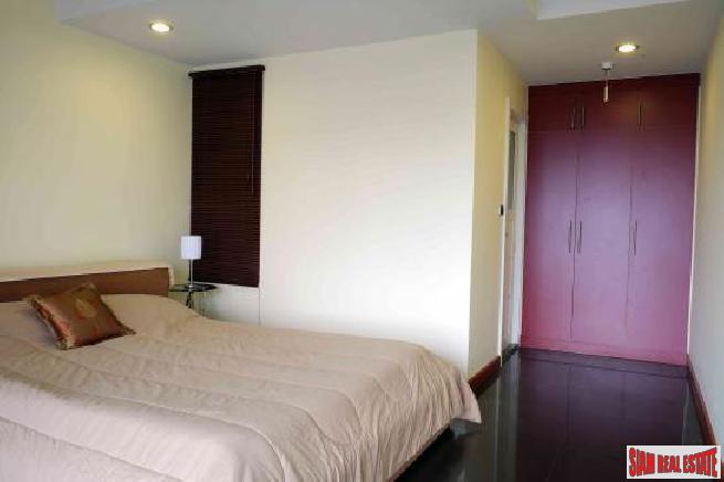 Sukhumvit Suite | Unique Modern Duplex on the Top Two Floors, Sukhumvit 13, Bangkok-7
