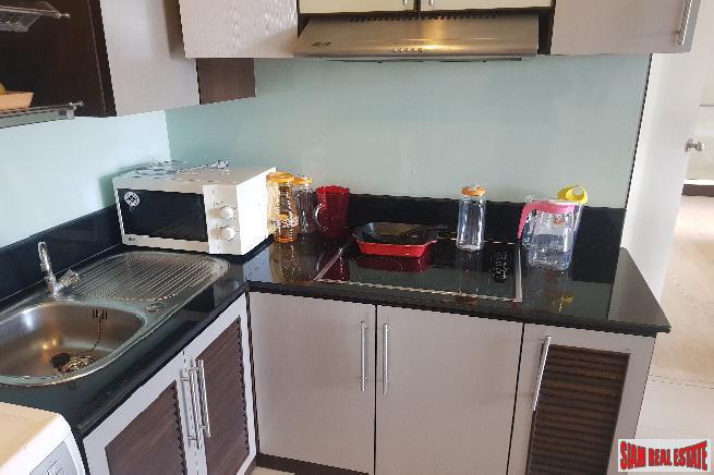 Noble Solo Condo | Two Bedroom with Pool Views on Sukhumvit 55, Bangkok-15