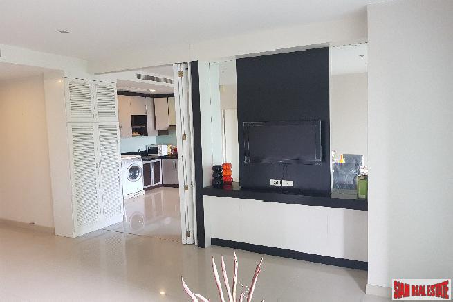 Noble Solo Condo | Two Bedroom with Pool Views on Sukhumvit 55, Bangkok-21