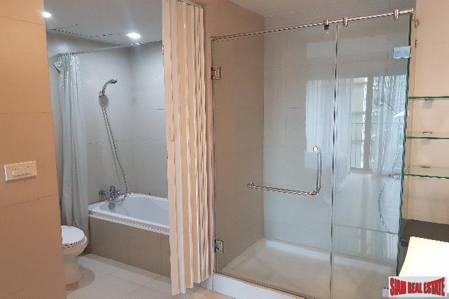 Noble Solo Condo | Two Bedroom with Pool Views on Sukhumvit 55, Bangkok-23