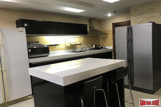 Bann Prompong Condo | Beautiful 2 Bed Condo near Phetchaburi Road and BTS Phrom Pong, Sukhumvit 39-13