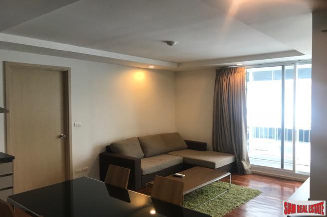 Siri On 8 | Modern Two Bedroom Condo Located Near BTS Nana on Sukhumvit 8-5