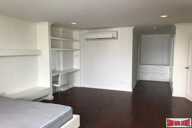 DS Tower 1 | Large Three Bedroom Family Condo with Pool Views on Sukhumvit 33-17