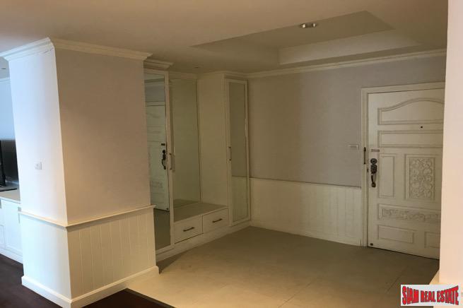 DS Tower 1 | Large Three Bedroom Family Condo with Pool Views on Sukhumvit 33-2