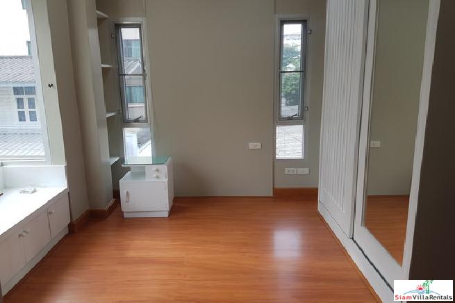 Single Three Storey Family House for Rent in Nana-4