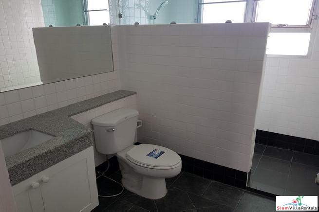 Single Three Storey Family House for Rent in Nana-8