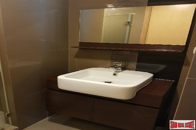 InterLux Premiere Sukhumvit 13 | Two Bed Corner Unit in Nana-4