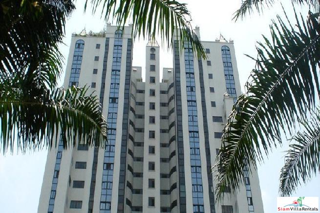 Kiarti Thanee City Mansion | Spacious, Bright, 2 Bed 175 sqm Condo for Sale in Sukhumvit 31-12