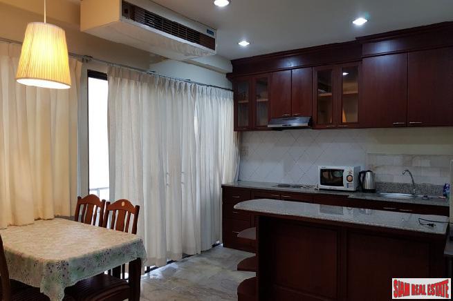 Saranjai Mansion | Large One Bedroom with Balcony and Pool View for Rent on Sukhumvit 6, Bangkok-4