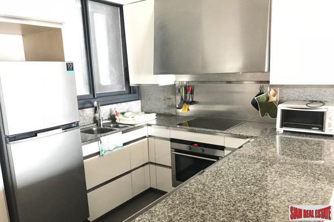 The Met | Modern and Bright Two Bedroom Condo with City Views in Chong Nonsi-18