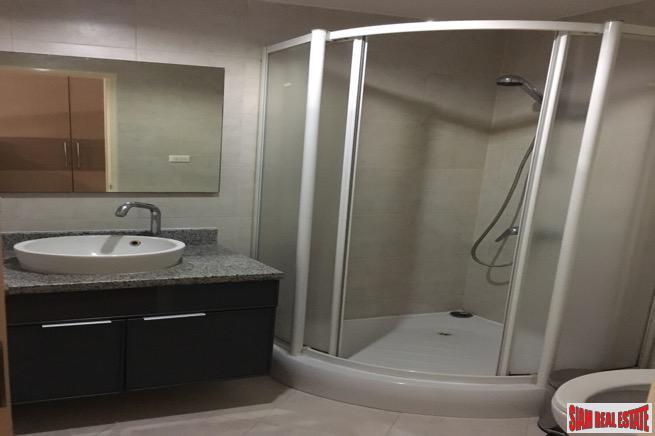 Serene Place | Two Bedroom Low Rise Condo Near Shopping and the Park in Phrom Phong-9