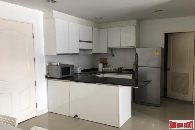 Serene Place | Two Bedroom Low Rise Condo Near Shopping and the Park in Phrom Phong-8