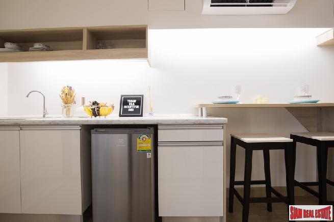 Grand New Residential Condo in its on Community at Bangna, close to Suvarnabhumi International Airport - 7% Rental Guarantee for 5 years on the Last 2 Units!-11