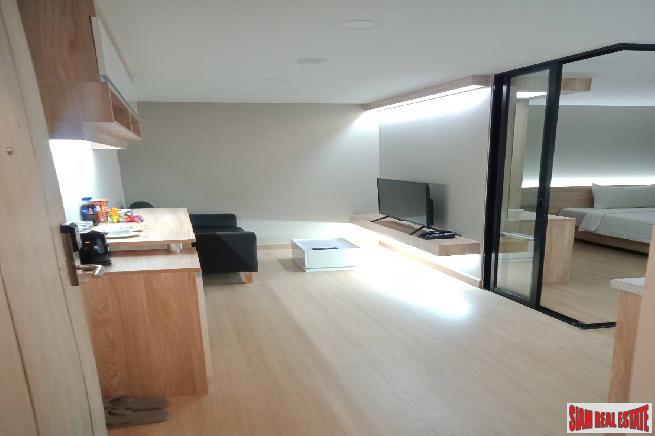 Grand New Residential Condo in its on Community at Bangna, close to Suvarnabhumi International Airport - 7% Rental Guarantee for 5 years on the Last 2 Units!-24