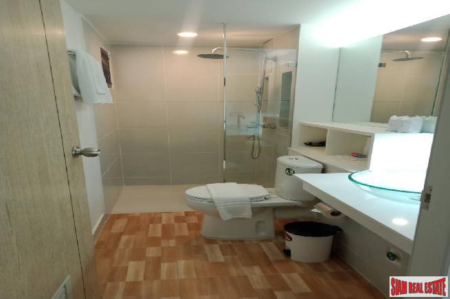 Grand New Residential Condo in its on Community at Bangna, close to Suvarnabhumi International Airport - 7% Rental Guarantee for 5 years on the Last 2 Units!-26