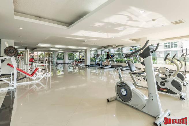 The Waterford Sukhumvit 50 | Classy Resort Style Corner Unit 1 Bed Condo at Onnut, Sukhumvit Soi 50-10