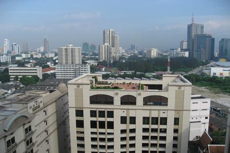 Great views and interiors in outstanding location-7