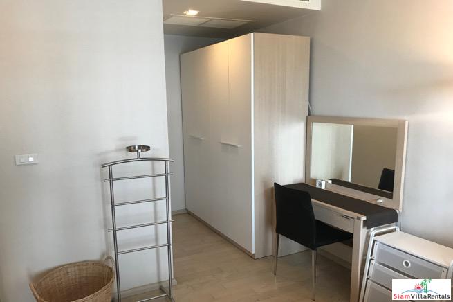Noble Solo | Large Furnished One Bedroom Condo in a Desirable Area of Thong Lo-11
