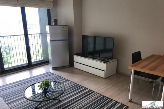 Noble Solo | Large Furnished One Bedroom Condo in a Desirable Area of Thong Lo-7