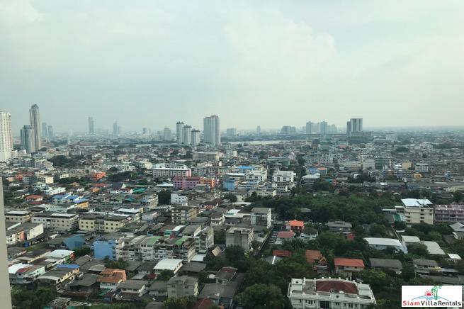 Teal Sathorn- Taksin | City Views from the 27th Floor of this Furnished Three Bedroom Condo in Wongwian Yai-3