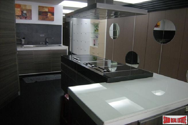 LAS COLINAS ASOKE | Extra Large Deluxe One Bedroom in the Sukhumvit Asoke Area of Bangkok-6