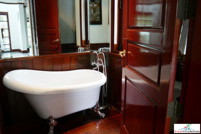 Prestigious Renovated Five Bedroom House in the Heart of Sukhumvit 61 and Close to BTS Ekkamai-18