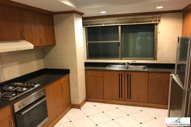 K.P Villa | Modern and Open Two Storey Two Bedroom Family House Near BTS Ekkamai-9