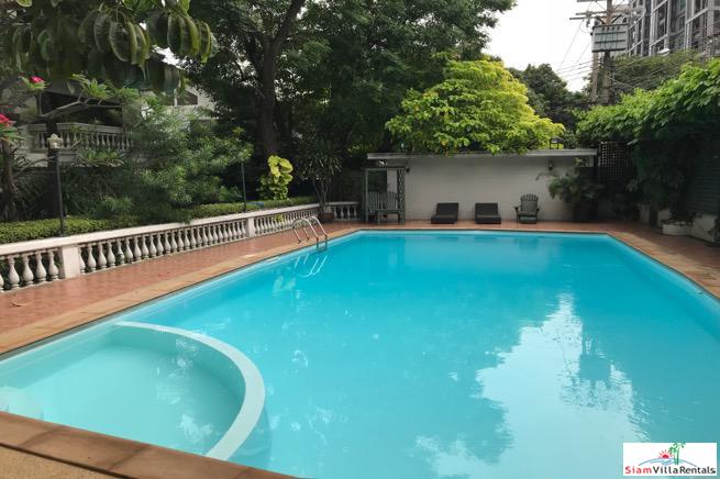 K.P Villa | Modern and Open Two Storey Two Bedroom Family House Near BTS Ekkamai-23