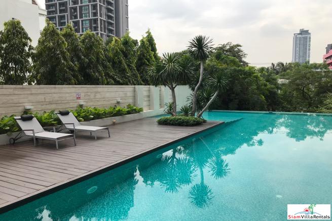 The Grand Villa | Stylish Extra Large Two Bedroom within Walking Distance to BTS Ekkamai-26