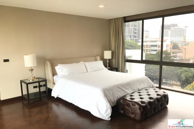 The Grand Villa | Stylish Extra Large Two Bedroom within Walking Distance to BTS Ekkamai-3