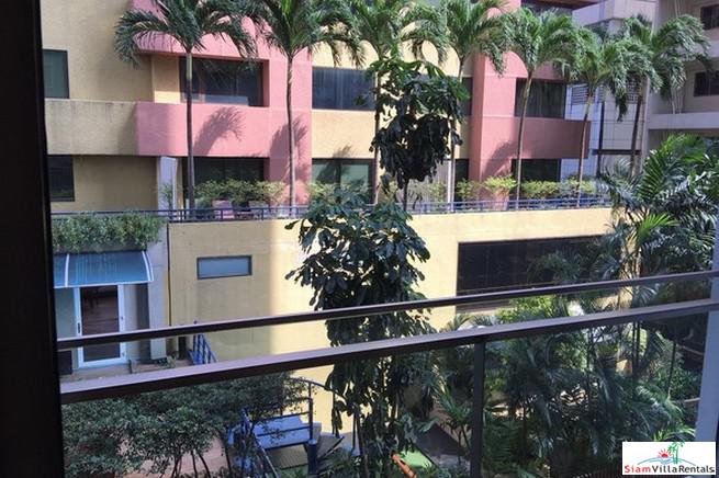 Saladaeng Residences | New and Modern One Bedroom Condo Close to Many Conveniences in Lumphini