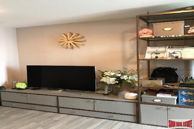 The Room Sukhumvit 69 | Fully furnished Spacious One Bed Condo 100 metres to BTS-12