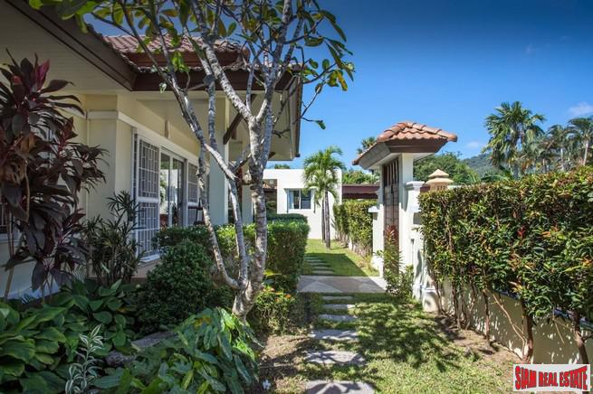 Large Private Four Bedroom Pool Villa Close to the Beach in Rawai-16