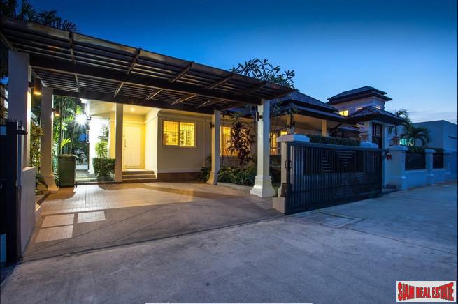 Large Private Four Bedroom Pool Villa Close to the Beach in Rawai-18