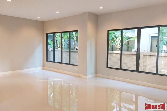 Setthasiri Onnut - Srinakarindra | New and Never Lived in Four Bedroom House in the Prawet Area of Bangkok-10