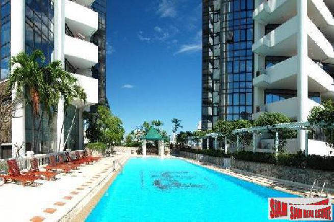 Waterford Park Condo | Spacious Panoramic City View Renovated Condo at Thong Lor, Sukhumvit 53-0