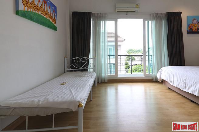 Baan Klang Muang S-Sense | Three Bedroom Three Storey Corner Home Perfect for a Family in Khwaeng Wang Thonglang-24