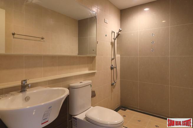 Baan Klang Muang S-Sense | Three Bedroom Three Storey Corner Home Perfect for a Family in Khwaeng Wang Thonglang-25