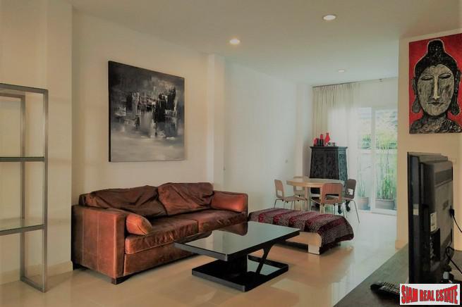 Baan Klang Muang S-Sense | Three Bedroom Three Storey Corner Home Perfect for a Family in Khwaeng Wang Thonglang-5