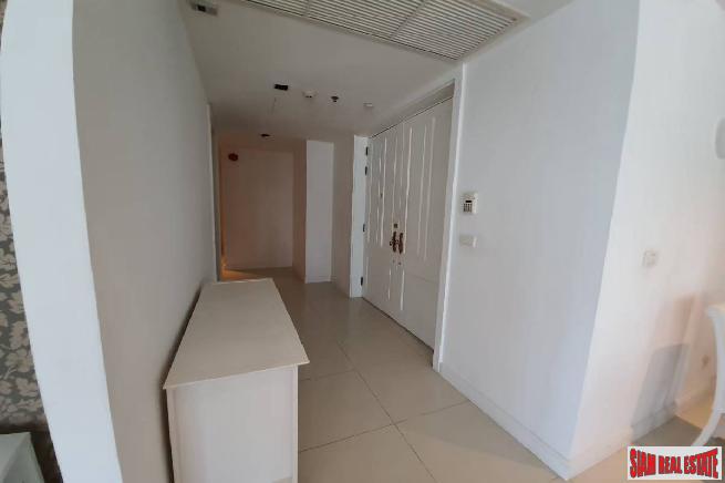 Athenee Residence | Spectacular City Views from this Three Bedroom Corner Condo in Phloen Chit-18