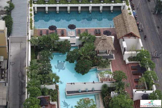 Athenee Residence | Spectacular City Views from this Three Bedroom Corner Condo in Phloen Chit-4