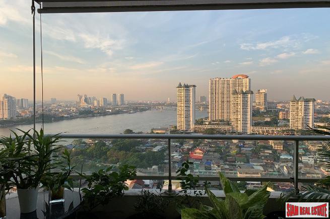 Watermark Chaophraya | Absolute River Front, Stunning Views from this Three Bedroom Condo for Sale-0