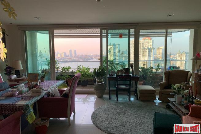 Watermark Chaophraya | Absolute River Front, Stunning Views from this Three Bedroom Condo for Sale-1