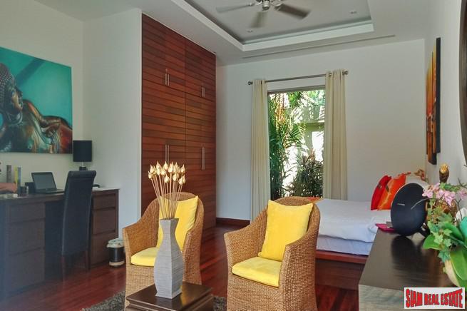 The Residence Bang Tao | Outstanding Two Bedroom Pool Villa with Built-in Extras for Sale-11