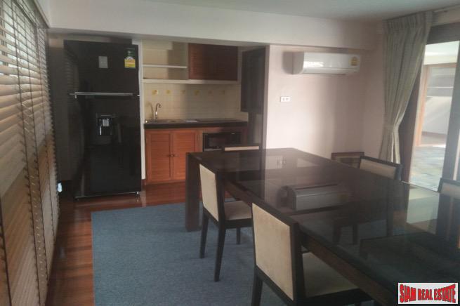 Large Four Storey House Suitable for Living and Office Space in Phrom Phong-25