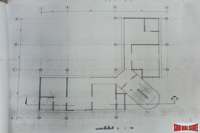 Large Four Storey House Suitable for Living and Office Space in Phrom Phong-27