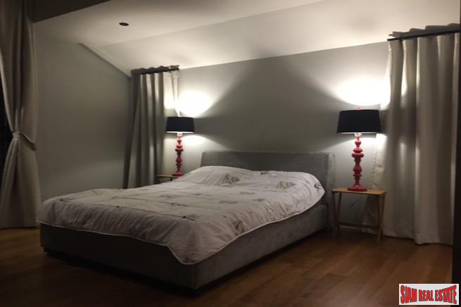 Elegant and Private Two Storey Home with Swimming Pool in Phra Khanong-25